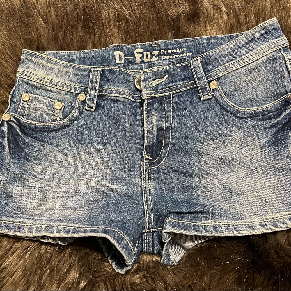 2 jeans shorts